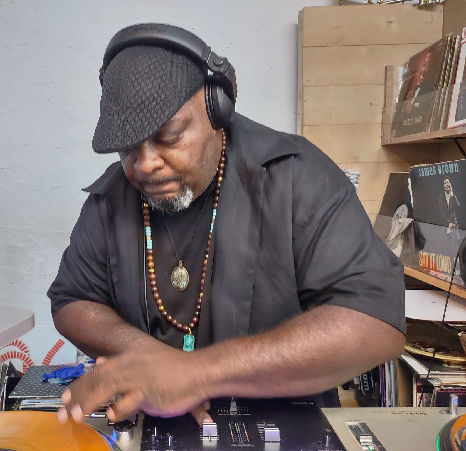 DJ Dug Boogie — Hop Stew live on Twitch